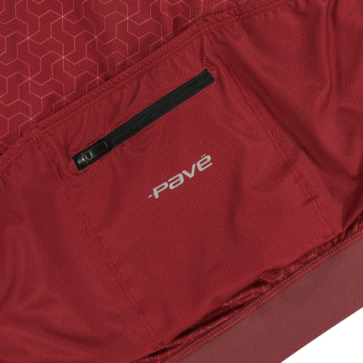Close-up of a Pavé jersey pocket, zip and logo